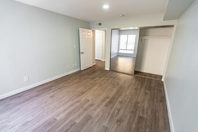 Foto del interior - 315 South Virgil Ave
