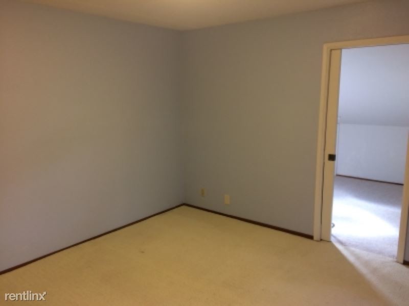 Primary Photo - 1129 Nimitz Ln