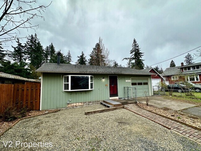 Building Photo - 3 br, 1 bath House - 6670 SE Overland St