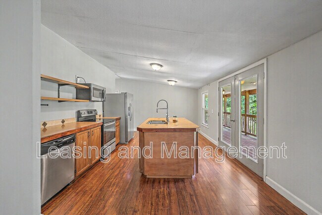 Foto del edificio - 3585 Riley Wright Rd
