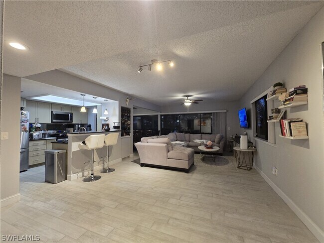 Foto del edificio - 64 4th St