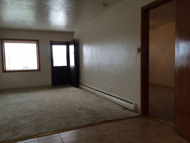 Building Photo - 1641 Hervey Ave