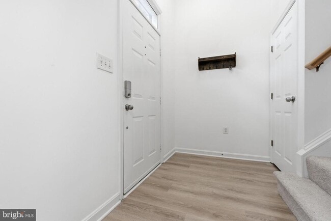 Building Photo - 4067 Fountainside Ln