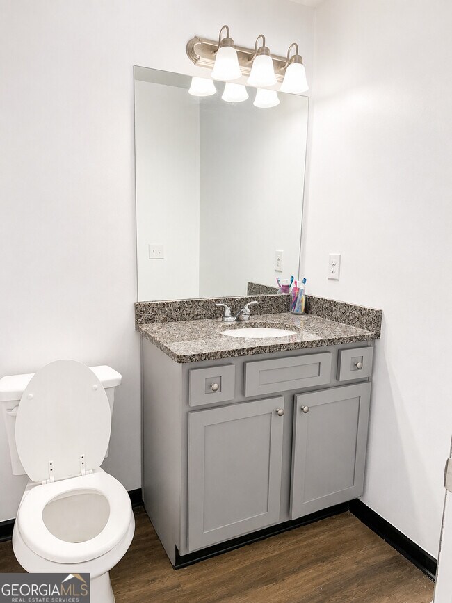 Foto del edificio - 105 Loblolly Ln