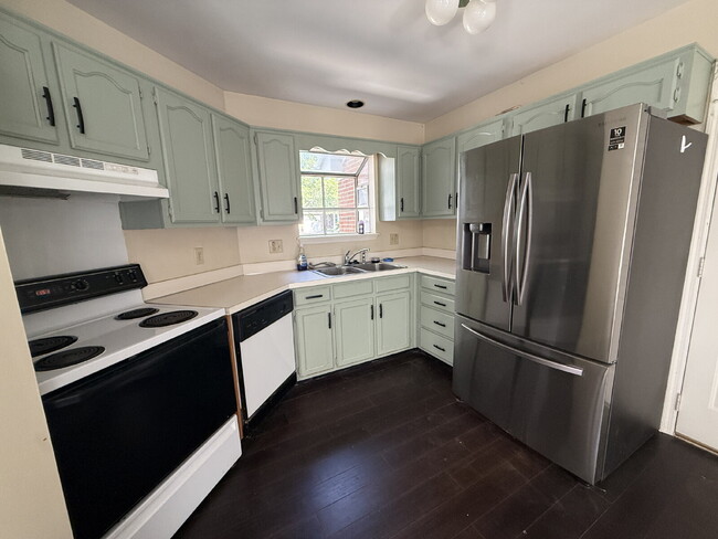 Photo - Single-Level 3 Bed Home in Fieldstone Farms with Fenced Yard & Community Amenities