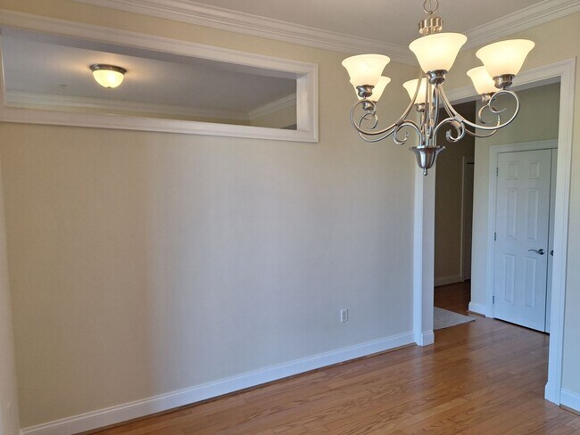 Foto del edificio - 3 bedroom/ 2 bathroom- Bennington on the Park
