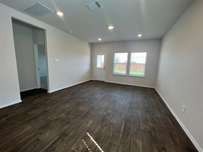 Building Photo - 235 Frogmore Lp