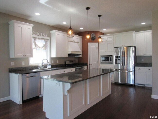 Foto del edificio - 405 E Palace Row