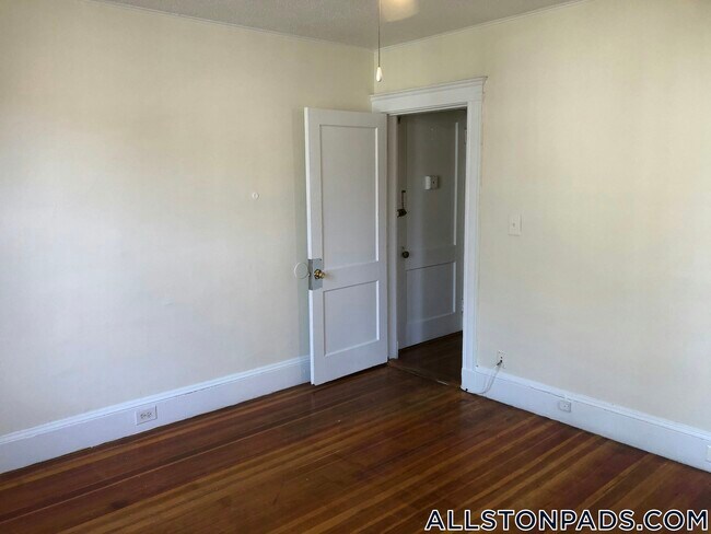 Foto del edificio - 15 Barrows St