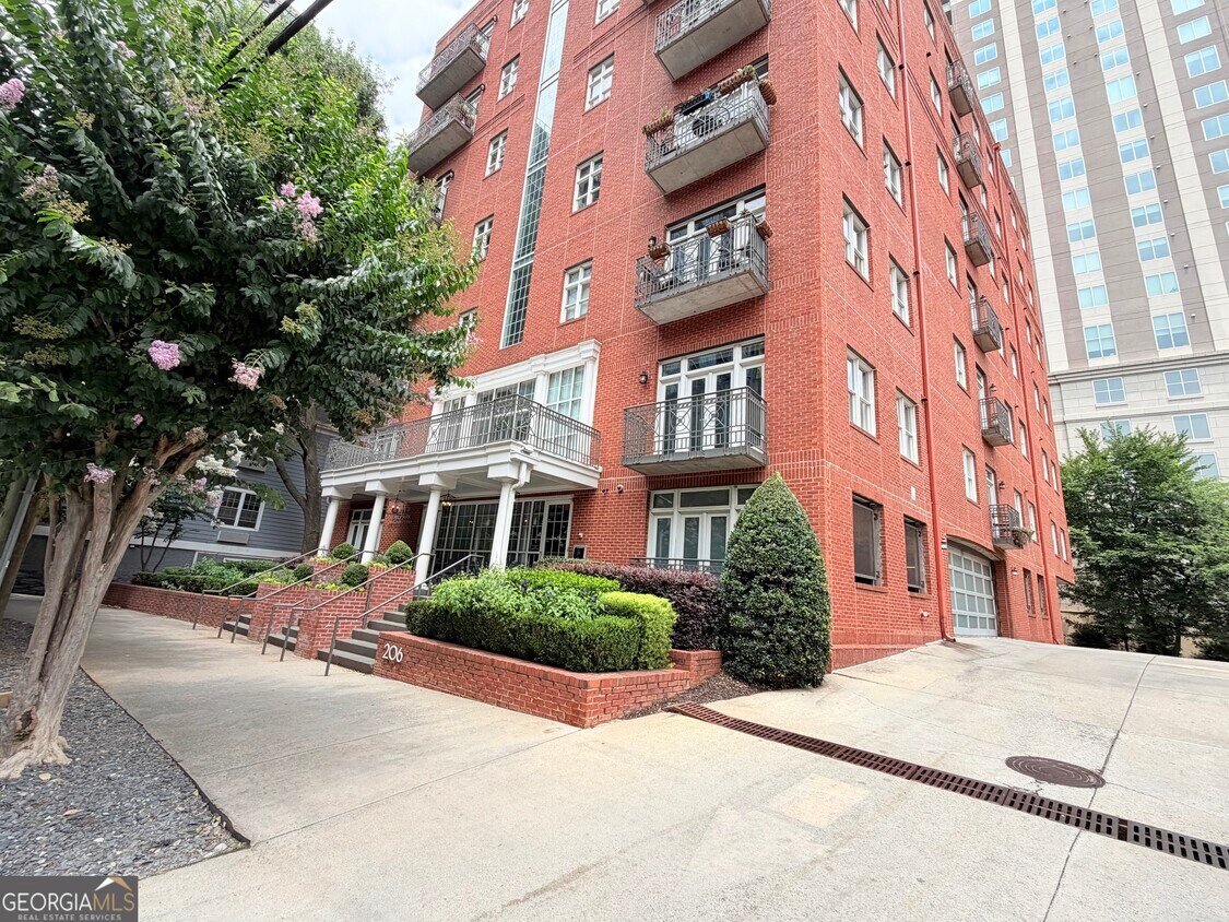 Foto del edificio - 206 11th St NE