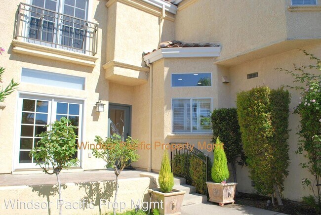 Foto del edificio - 2 br, 2.5 bath House - 215 Majorca Drive