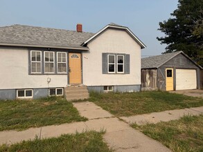 Building Photo - 1214 Ave A
