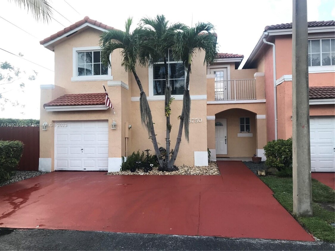 Primary Photo - 8750 SW 158th Pl