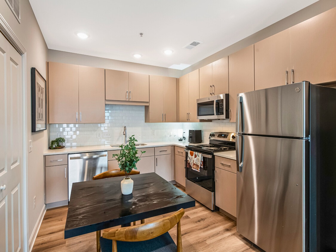 Foto principal - Legacy at the Park Apartments