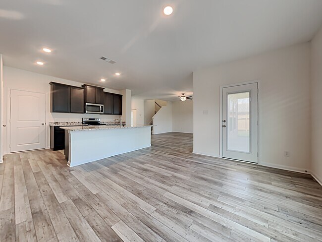 Building Photo - 1271 Treeta Trail