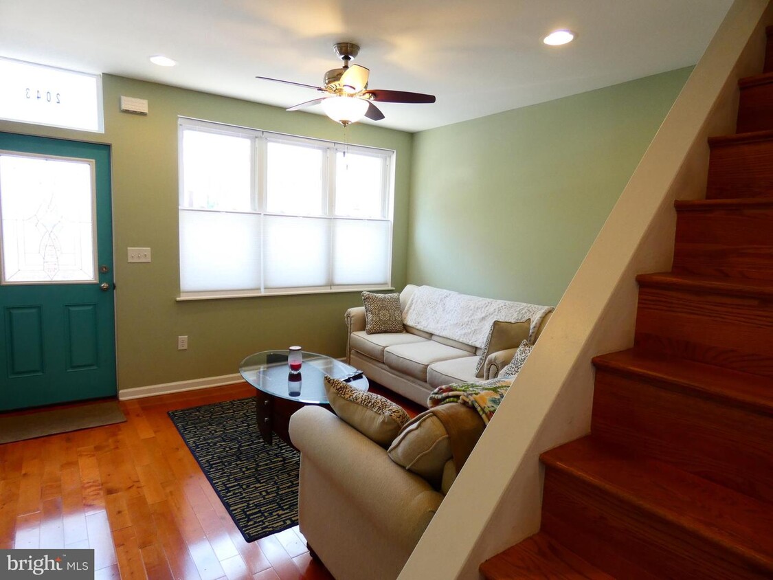 Foto principal - 2043 Martha St