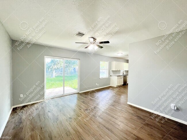 Building Photo - 3 br, 1.5 bath House - 5231 Ridgestone St