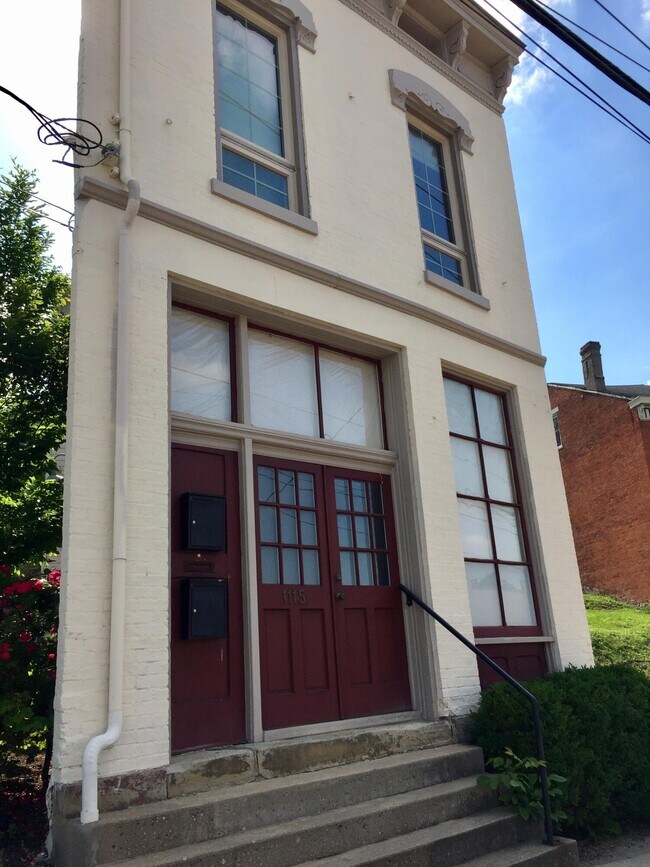 Building Photo - 1115 W Pike St