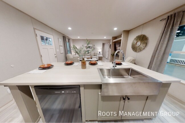 Foto del edificio - 1348 Woodend Ln