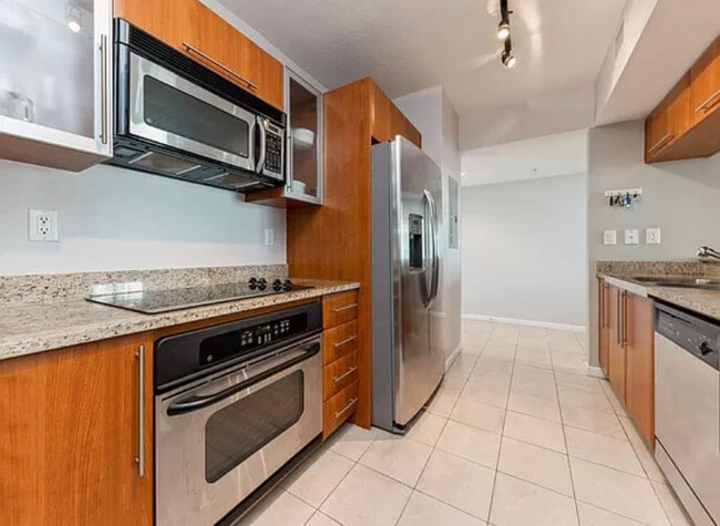 Building Photo - 600 W Las Olas Blvd
