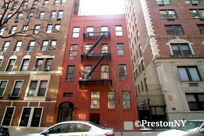 Foto del edificio - 112 E 90th St