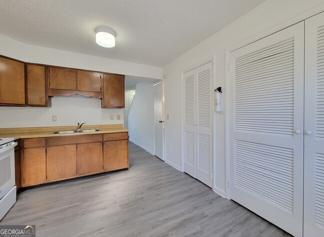 Foto del edificio - 4570 Hwy 53