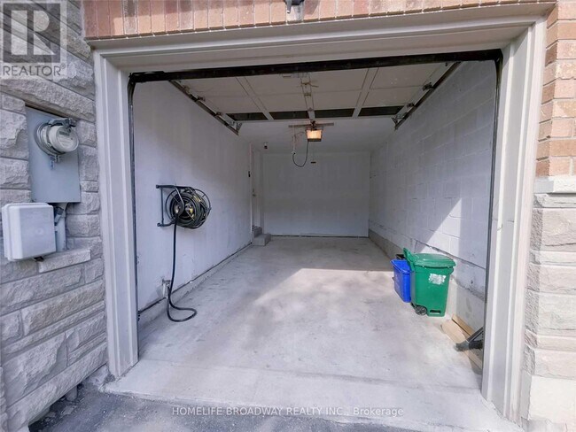 Photo du bâtiment - 98 Hillwood St