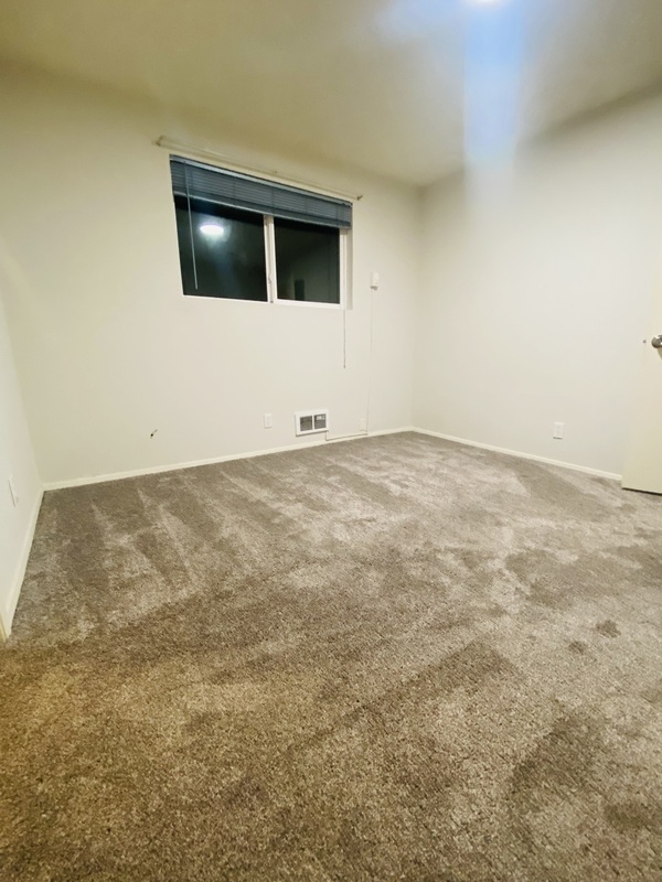 Foto del edificio - 1302 E 40th St