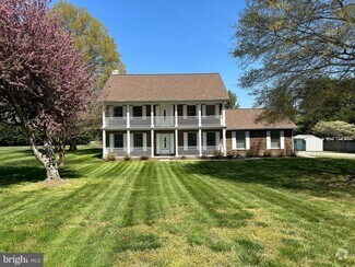Building Photo - 11961 Lexington Dr