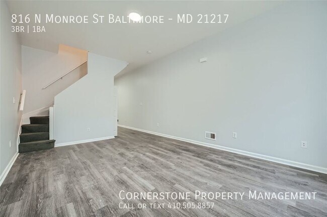 Foto del edificio - 3 Beds 1 Bath | $1300 | 816 N Monroe St Ba...