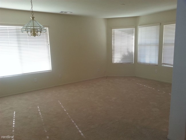 Building Photo - 2088 Burney Falls Dr