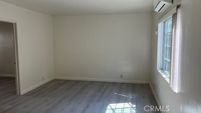 Building Photo - 738 S Stoneman Ave