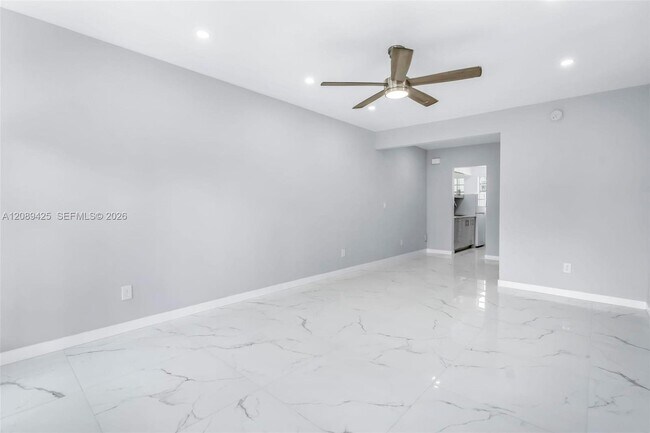 Foto del edificio - 635 8th St
