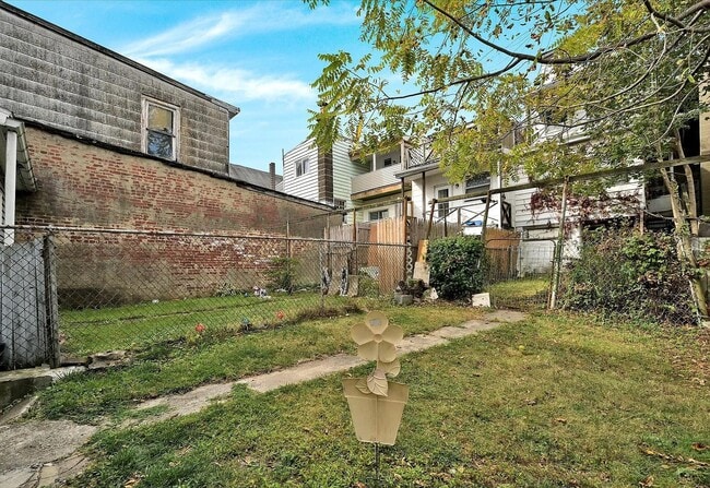 Foto del edificio - 18 S Lehigh St