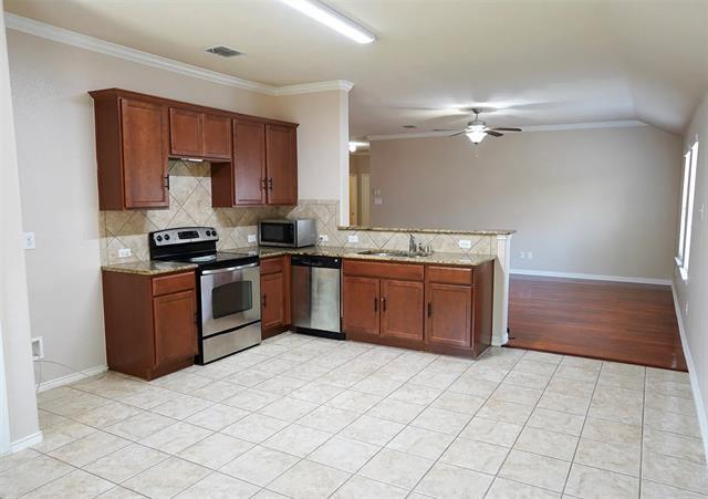 Building Photo - 9000 Holliday Ln