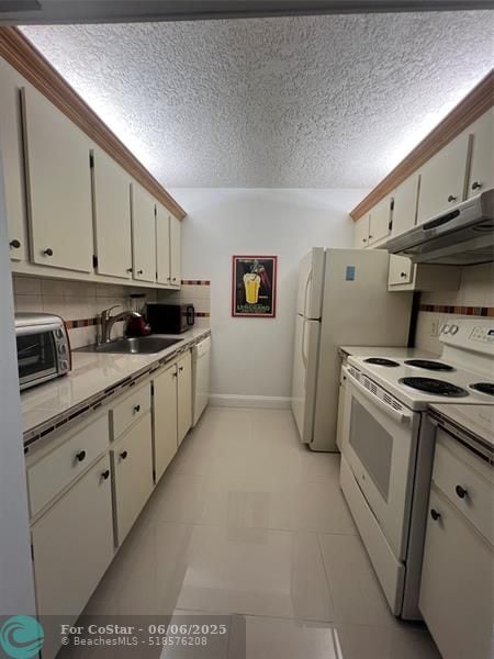 Building Photo - 1301 SW 134th Way