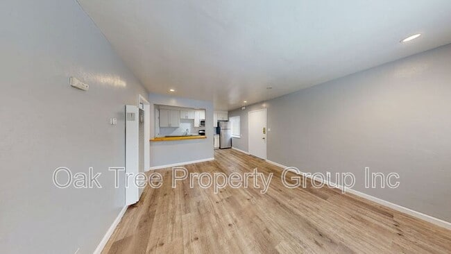 Photo - 824 15th St House