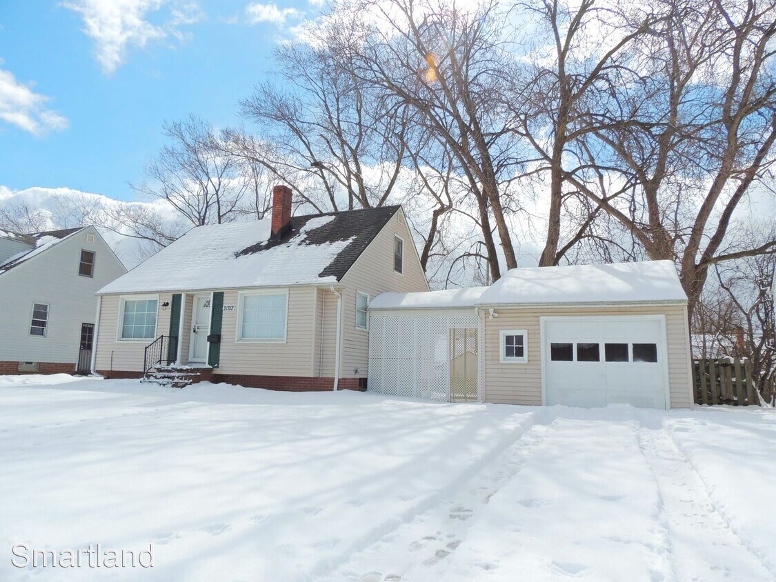 Foto principal - 3 br, 1 bath House - 21312 Hansen Road