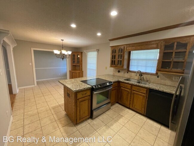 Foto del edificio - 3 br, 2 bath House - 4331 Christina St