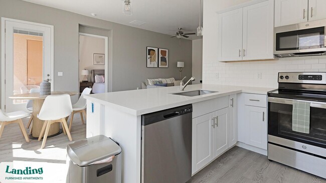 Foto del edificio - 375 E Linda Vista Blvd