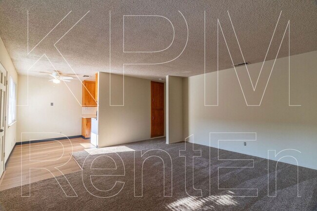 Foto del edificio - 2174 Lucerne Ave