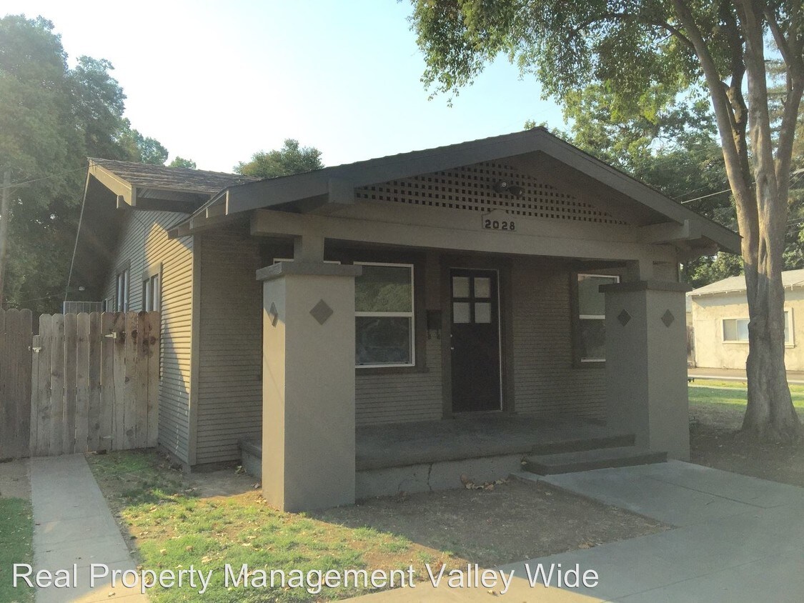 Primary Photo - 2028 Q St