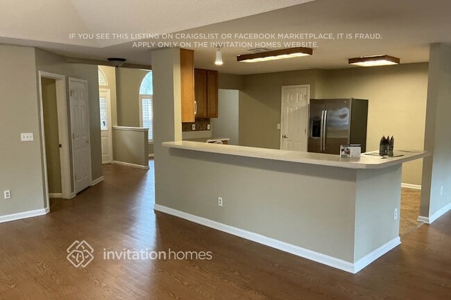 Building Photo - 521 Sparrow Branch Cir