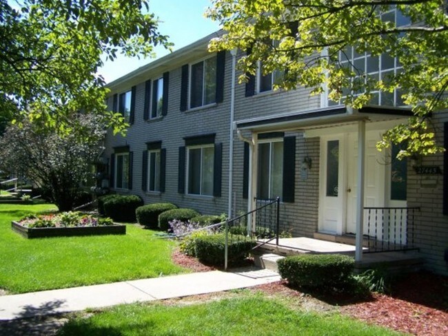 Cambridge Square Apartments Southfield Mi Apartments Com