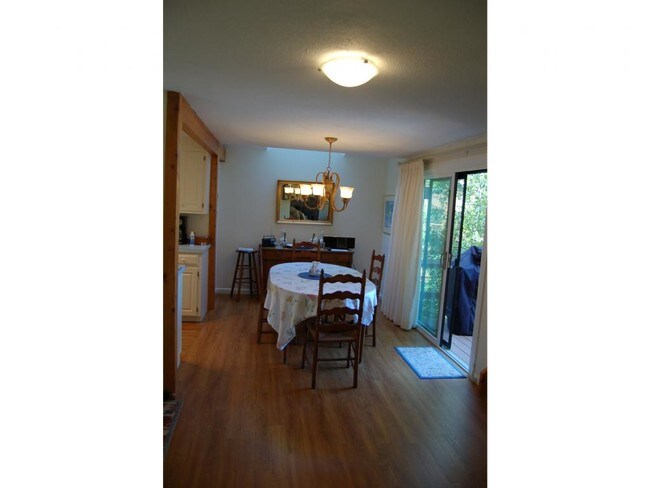 Foto del edificio - 816 Covered Bridge Ln