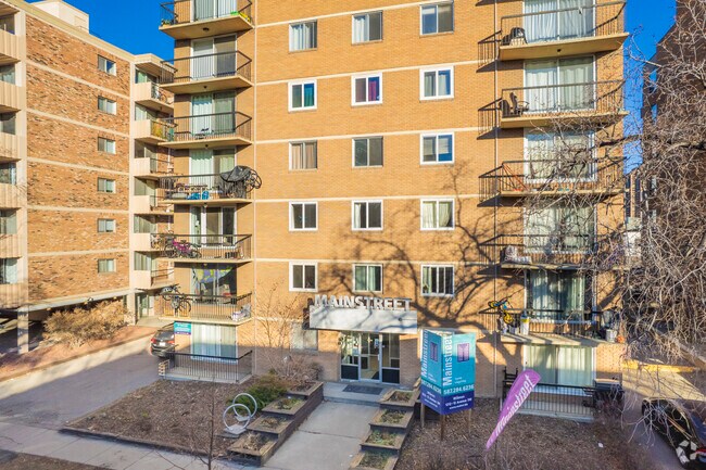 Photo du bâtiment - Willmax Apartments