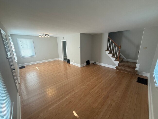 Foto del edificio - 6475 Durham Rd