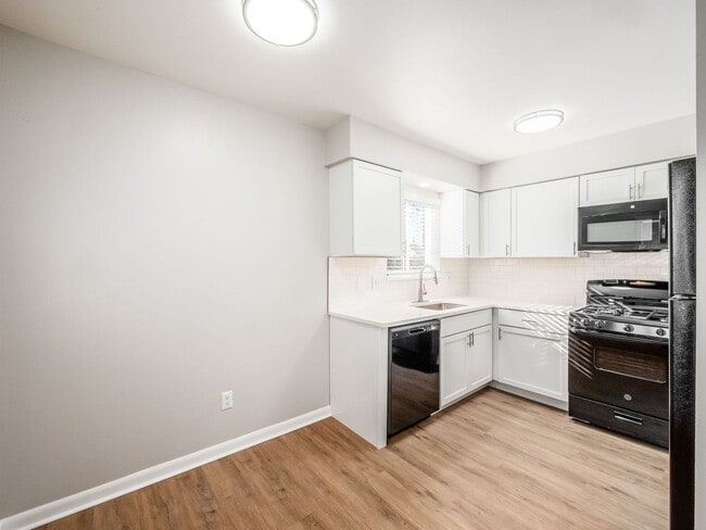 Foto del edificio - 620 Riverview Dr