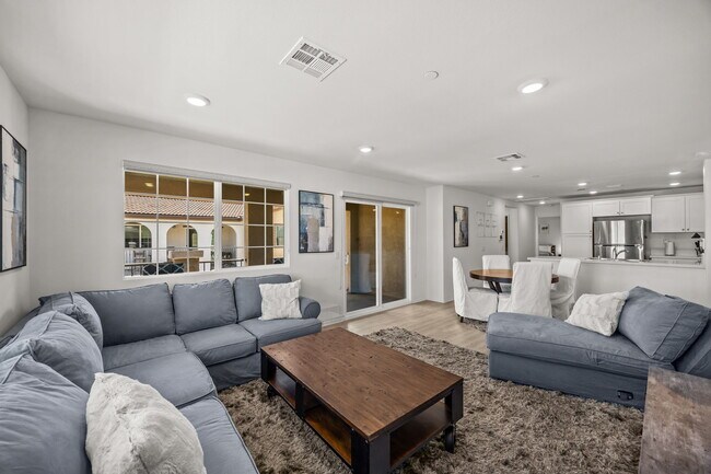 Foto del edificio - 28427 Partridge Way