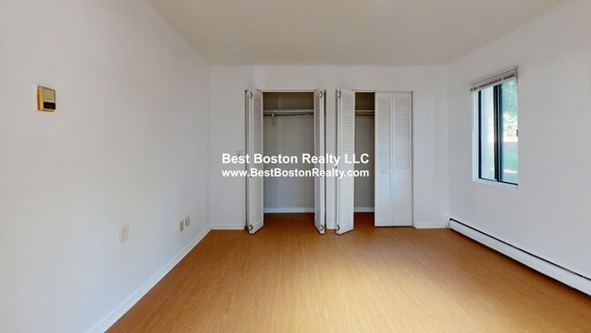 Building Photo - 100 Fellsview Ter